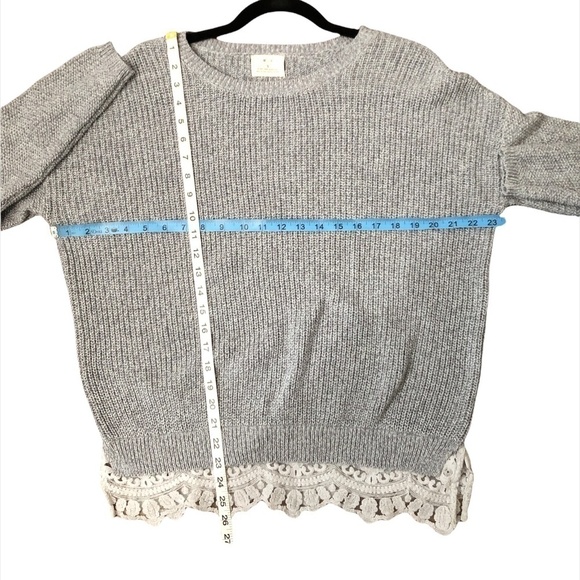 URBAN OUTFITTERS PINS & NEEDLES Sweater Women's Size Small Gray Pullover - Picture 4 of 10